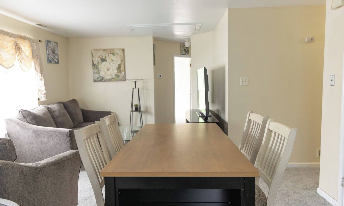 Upper Darby Apartment | 2-bedroom - very spacious with comfort