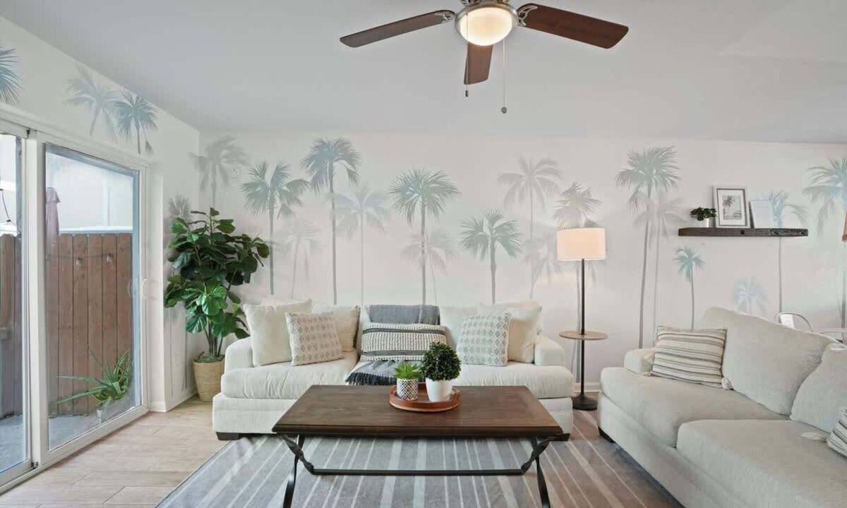 Jacksonville Beach House | 2 Blocks to Ocean: Retreat at Jax Beach Bungalow