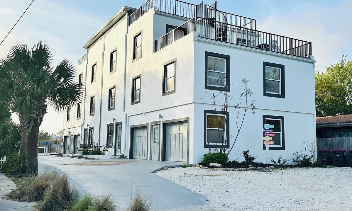 Bid-a-wee Beach House | 2 HOUSES 6BR 8 BA Heated POOL+PRIVATE BEACH* 8 King Beds ~18 TO Book*