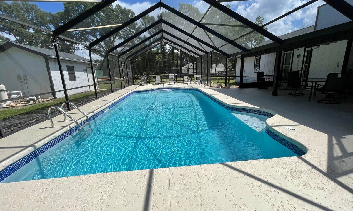 Ocala House | 2 King Beds, Ocala WEC Retreat Saltwater Pool