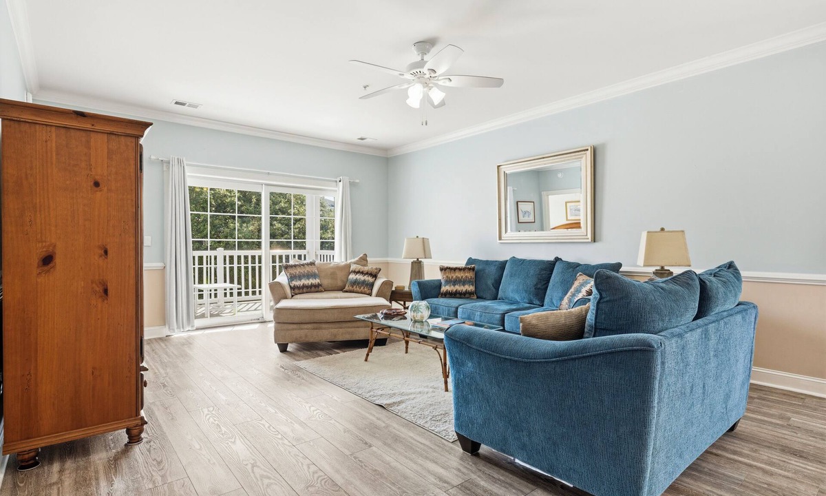 Central Myrtle Beach Apartment | 2 King Beds, Pond View, Golf Resort Condo Near Beach