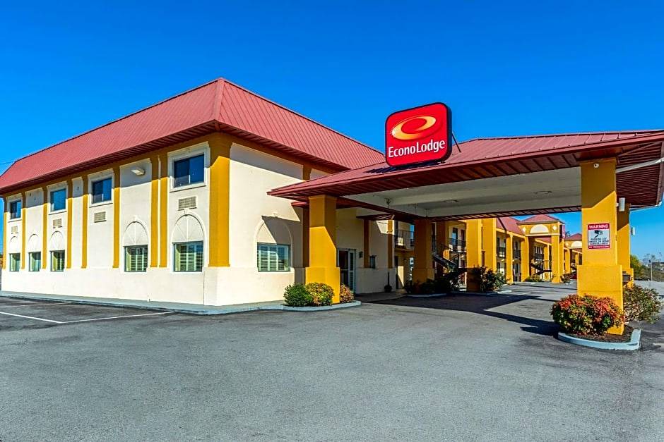 Ashley Oaks Hotel | 2-Star Hotel ∙ Econo Lodge Knoxville