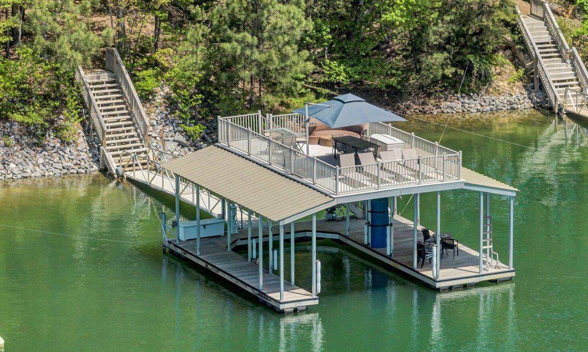 Flowery Branch House | 2 story dock/hot tub/game room/pets ok