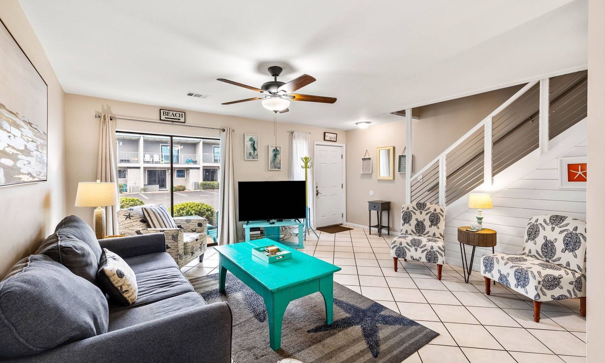 Miramar Beach House | ⭐200yds to Beach-Pool-Pretty Updates-Multiple Balconies-2BR Gulf Winds East #35⭐
