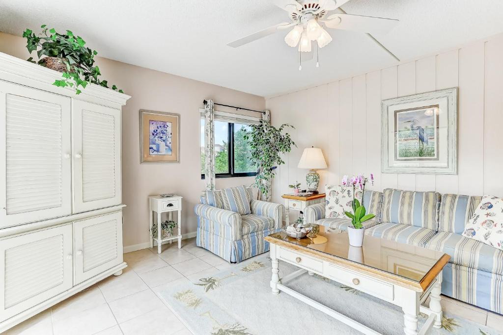 Fernandina Beach Apartment | 2034 Beach Wood