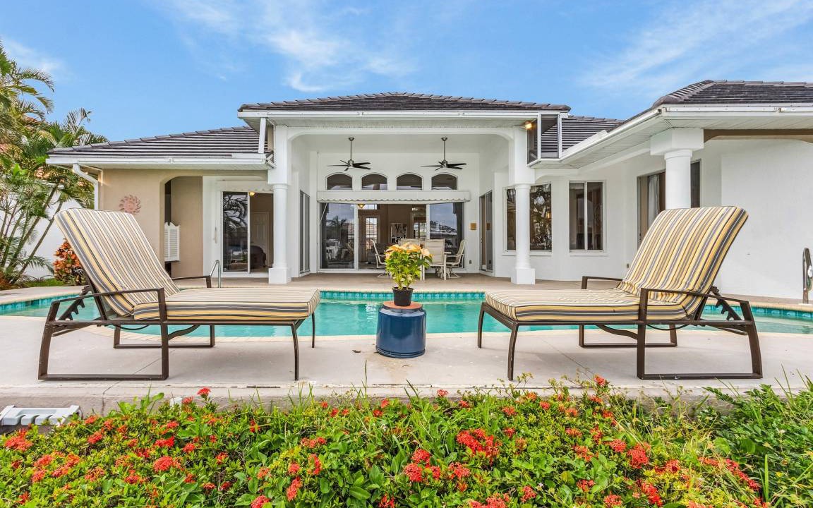 Peninsula Point House | 206 m² House ∙ 3 bedrooms ∙ 9 guests