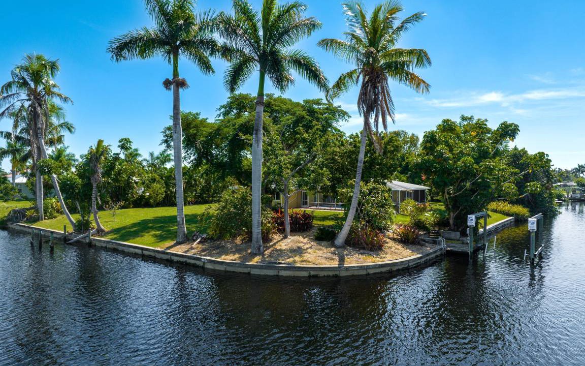 Yacht Club House | 209 m² House ∙ 4 bedrooms ∙ 8 guests