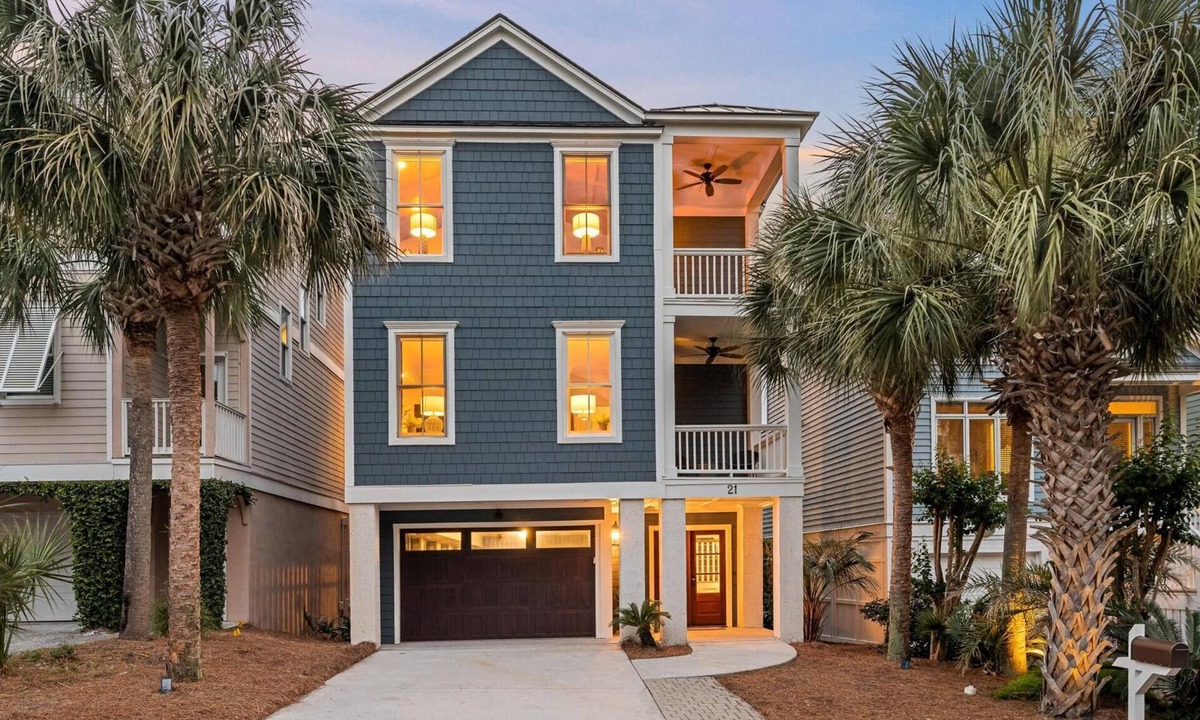 Ocean Point House | 21 Ocean Point - New to rental market