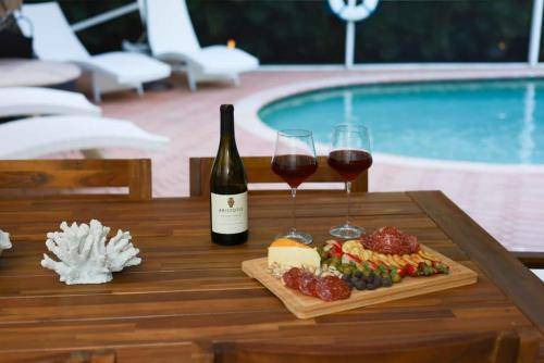 Greenacres Villa | 210 m² Villa ∙ 4 bedrooms ∙ 12 guests