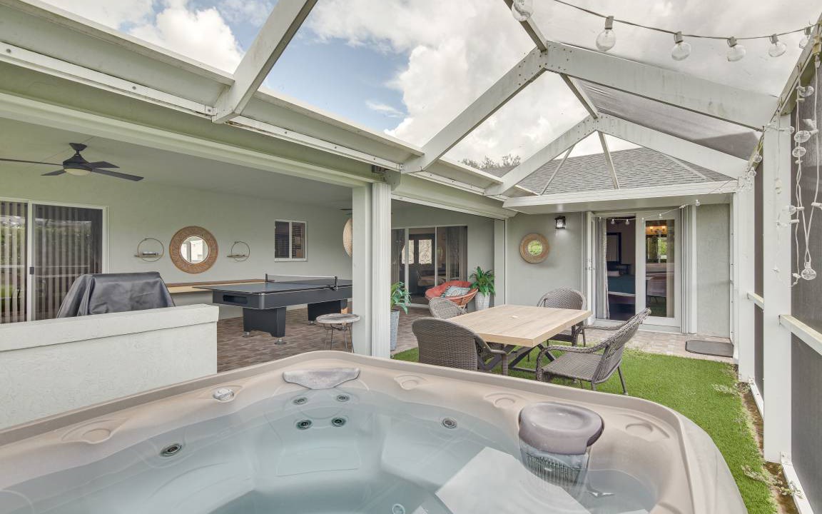 Richmond West House | 212 m² House ∙ 4 bedrooms ∙ 8 guests
