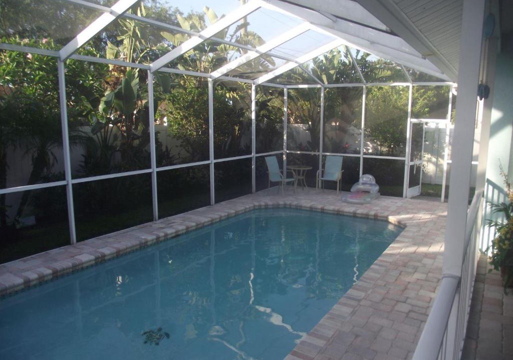 Vina Del Mar Island House | 2163 W Vina Del Mar