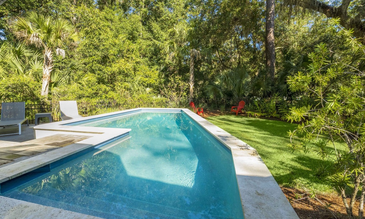 West Beach House | 23 Greensward Road by Akers Ellis Rentals