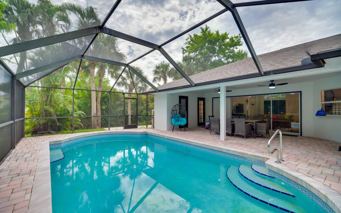 Sebastian Highlands House | 235 m² House ∙ 4 bedrooms ∙ 11 guests