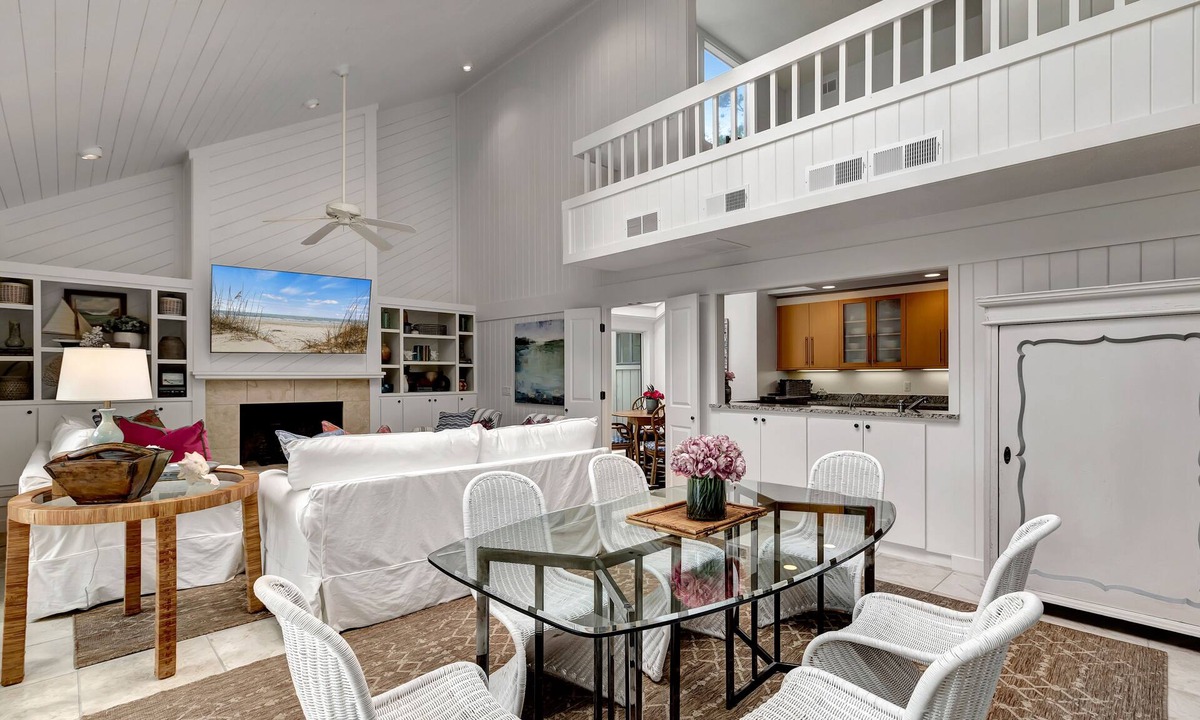 Sea Pines House | 24 Audubon Pond at The Sea Pines Resort