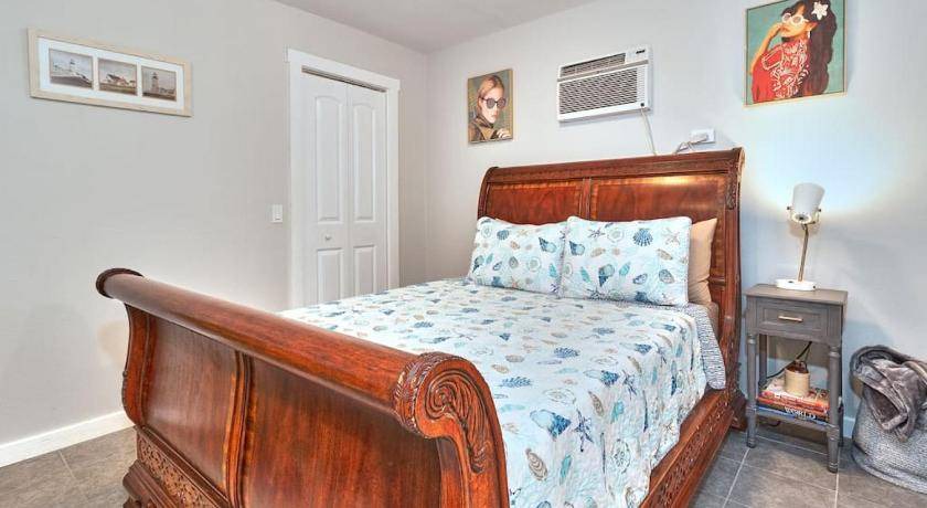 Oakford Park Apartment | 242 m² Apartment ∙ 1 bedroom ∙ 2 guests