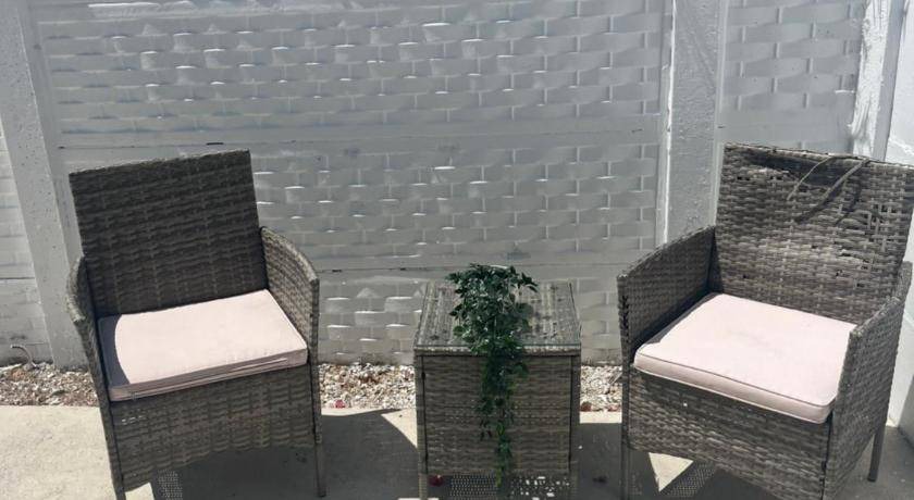 University Park Apartment | 250 m² Apartment ∙ 1 bedroom ∙ 3 guests