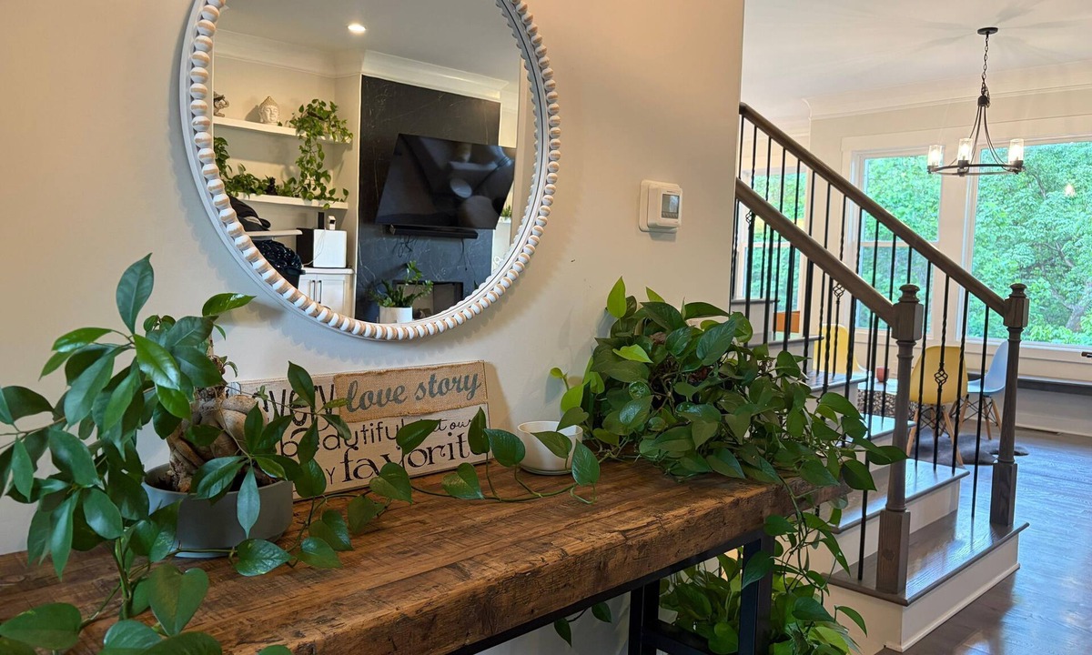 East Cobb Apartment | 2756 Bridgegate Home