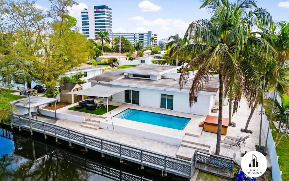 Aventura House | 279 m² House ∙ 5 bedrooms ∙ 11 guests