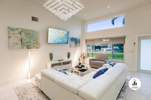 Ojus House | 279 m² House ∙ 5 bedrooms ∙ 11 guests