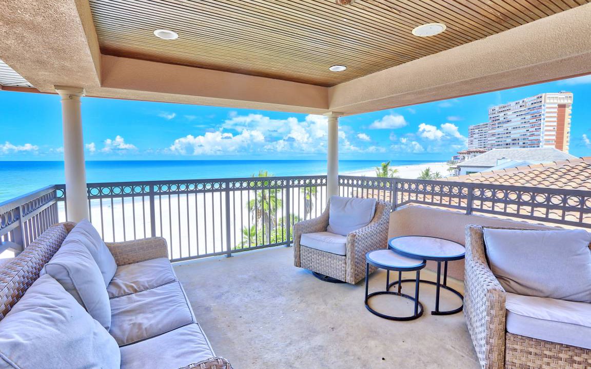 Redington Shores House | 294 m² House ∙ 4 bedrooms ∙ 17 guests