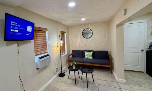 St. Petersburg - Clearwater Apartment | 2BR Front Patio 10 Min to Downtown