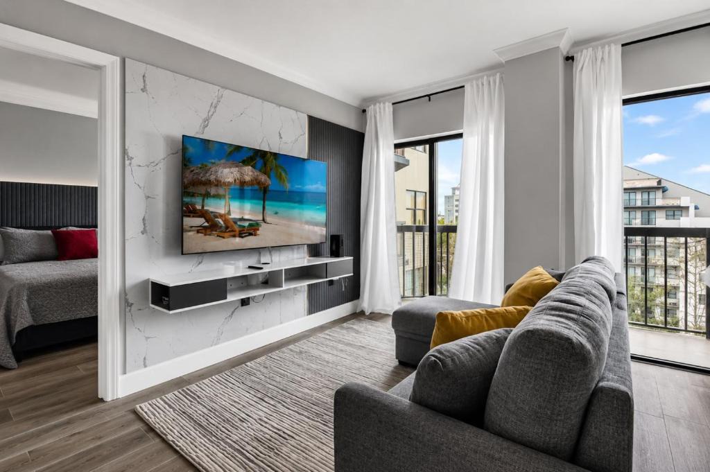 Southwest Orlando Apartment | 2BR Suite at Enclave, 5 min to Universal
