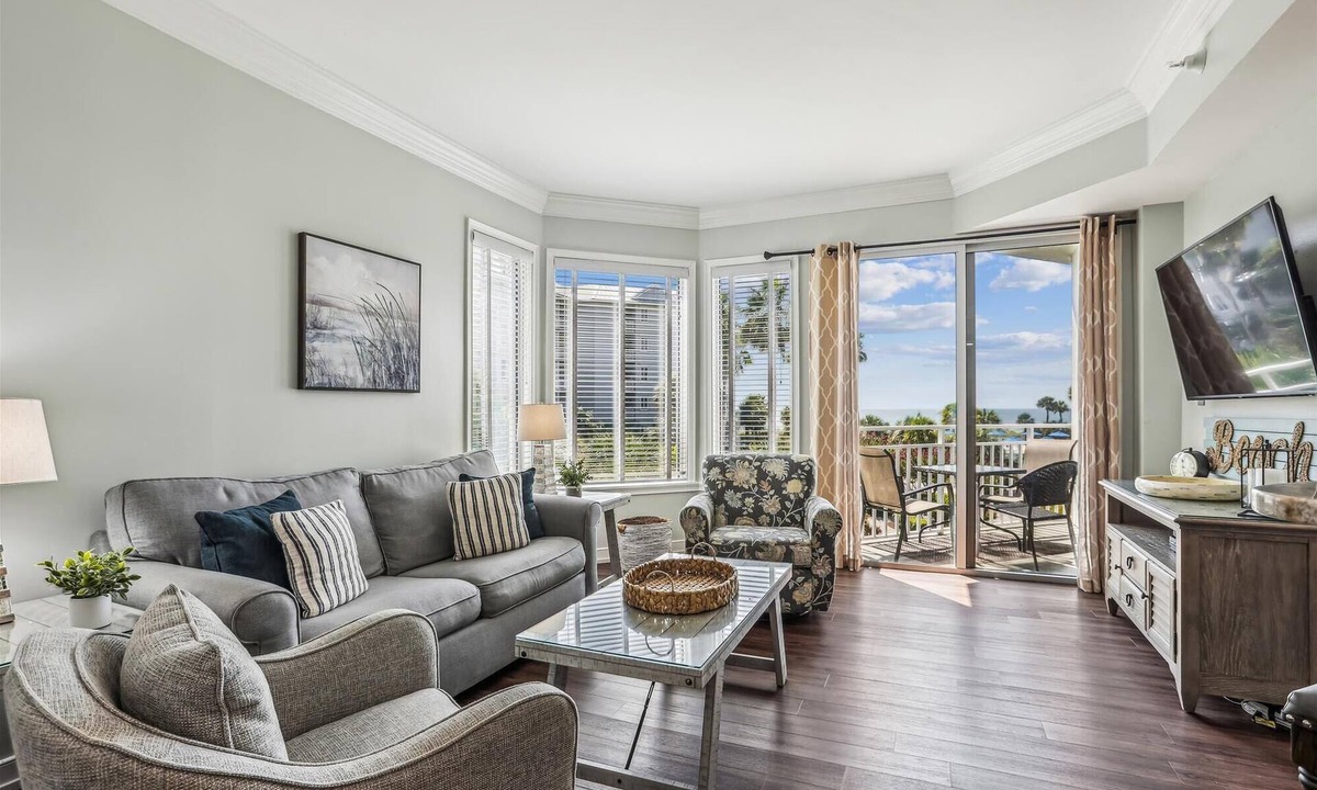 North Forest Beach Villa | 2nd Floor Villa Steps to the Beach and Coligny Plaza