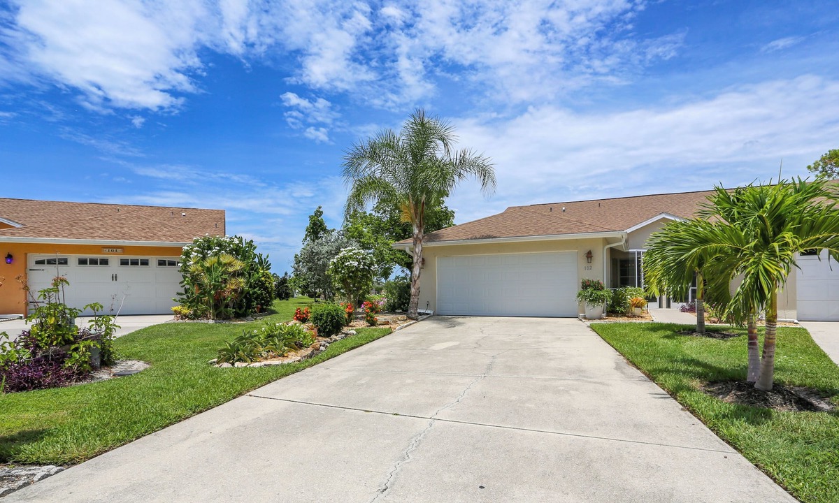 Lely Golf Estates Villa | 3/2 FURNISHED LAKE VIEW RENTAL, PET FRIENDLY