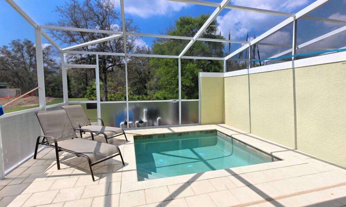 Umco Clermont | Four Corners