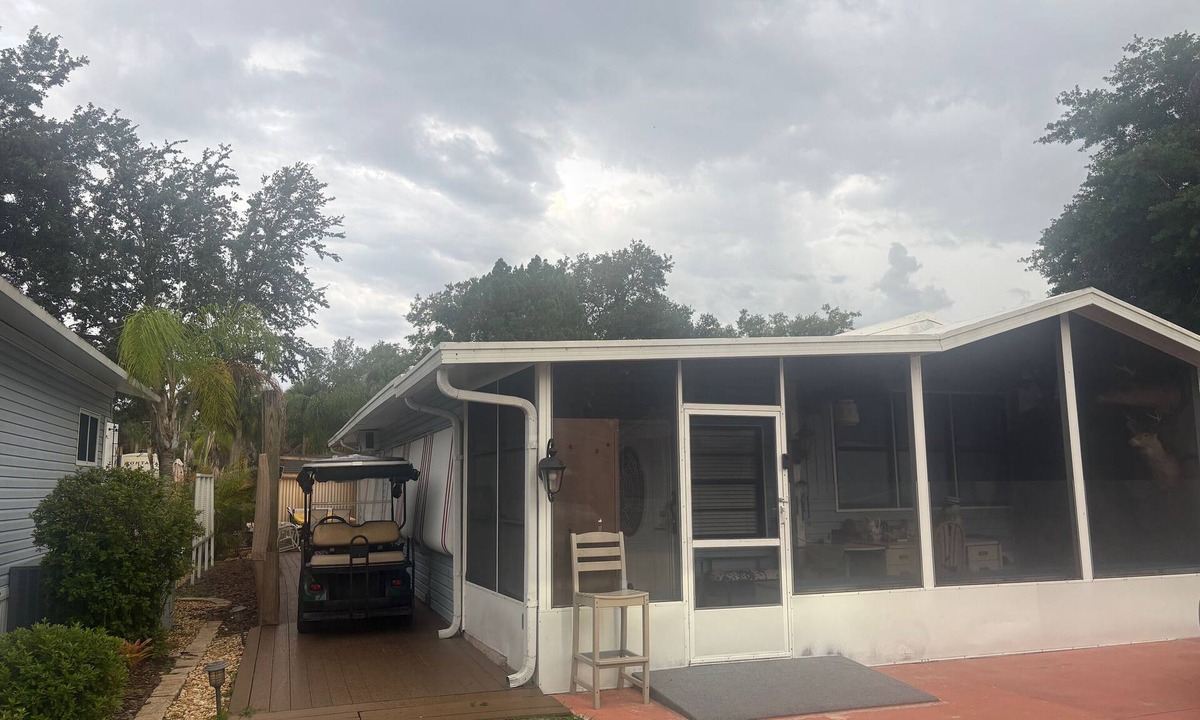 River Ranch House | 3-bedroom glamping in River Ranch, great for R&R or for fun with the family!