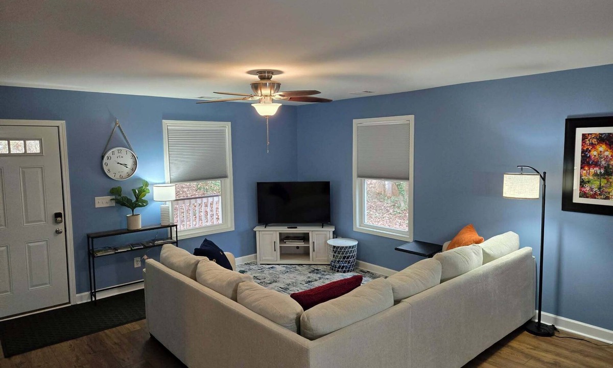 Greer House | 3-bedroom house in beautiful Greer