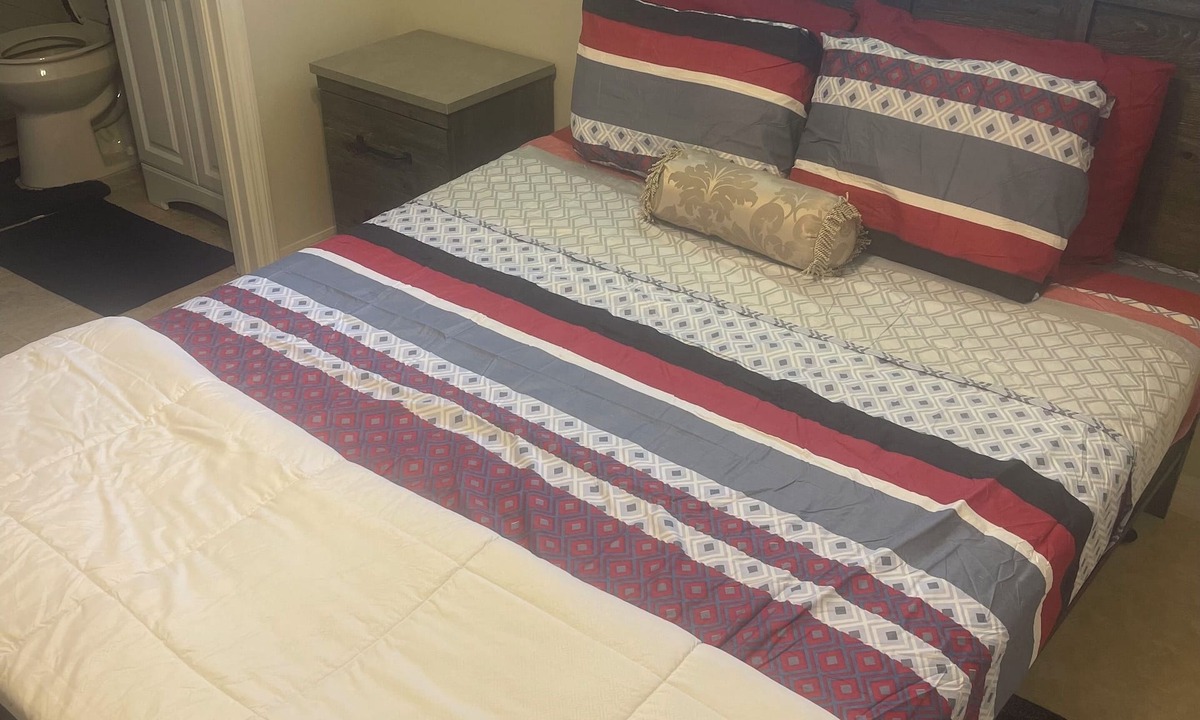 Lehigh Acres House | 3-bedroom house in enjoyable Lehigh Acres with WiFi, AC