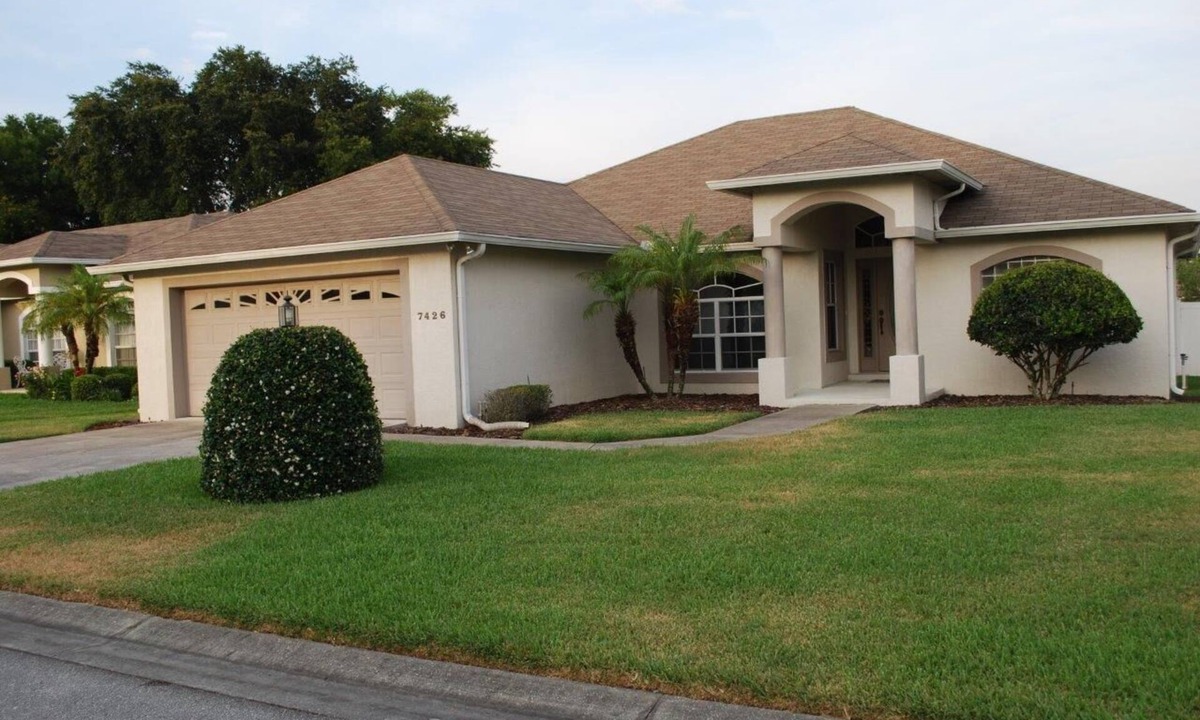 Lakeland House | 3 Bedroom Plus Office And Screened In Porch - pet friendly