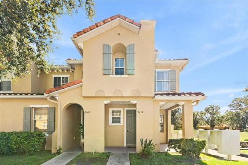 Crestwynd Bay House | 3 Bedrooms 25 Bathrooms Crestwynd Bay 7614Li