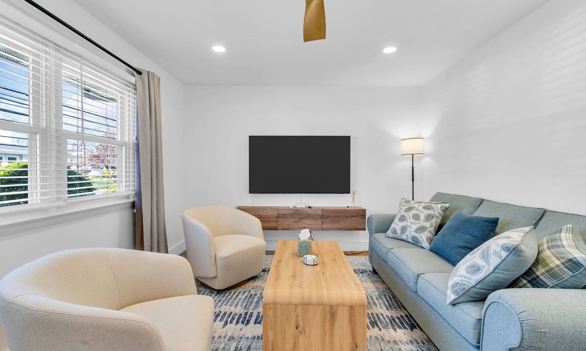 Bradley Beach House | 3 Blocks to Beach with Linens & Towels and Free Parking