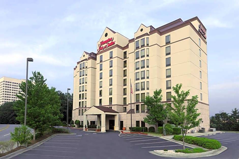 Cumberland Hotel | 3-Star Hotel ∙ Hampton Inn & Suites Atlanta-Galleria
