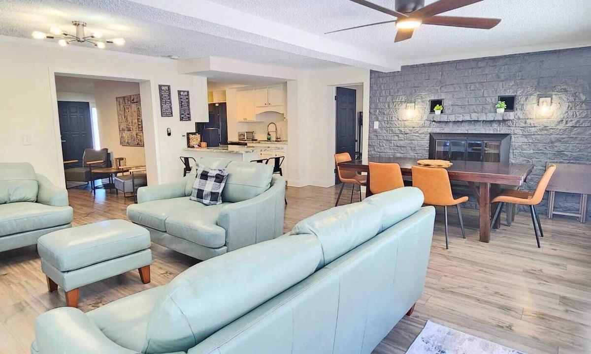 Holiday House | # 30 The Holiday Retreat home by Joyful Moments