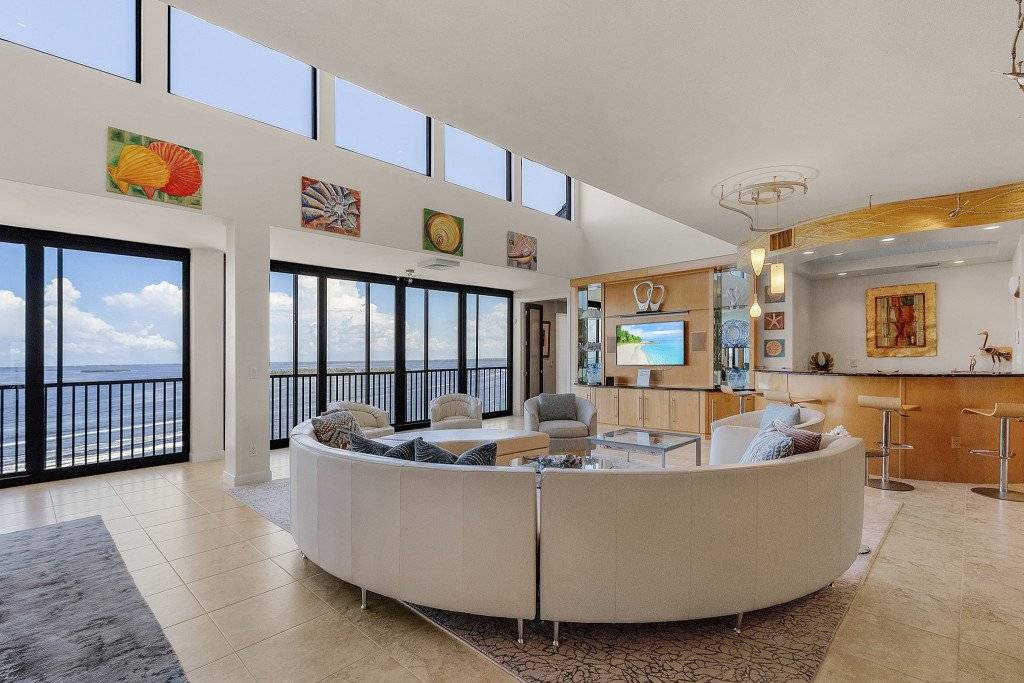 Punta Rassa House | 317 m² House ∙ 4 bedrooms ∙ 12 guests