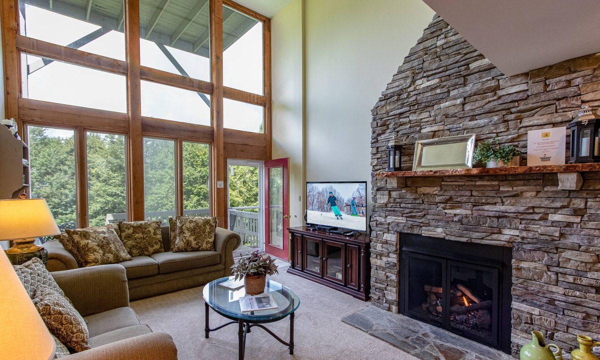 Sugar Mountain Condo | 3B Condo Overlooking Sugar Ski Slopes!