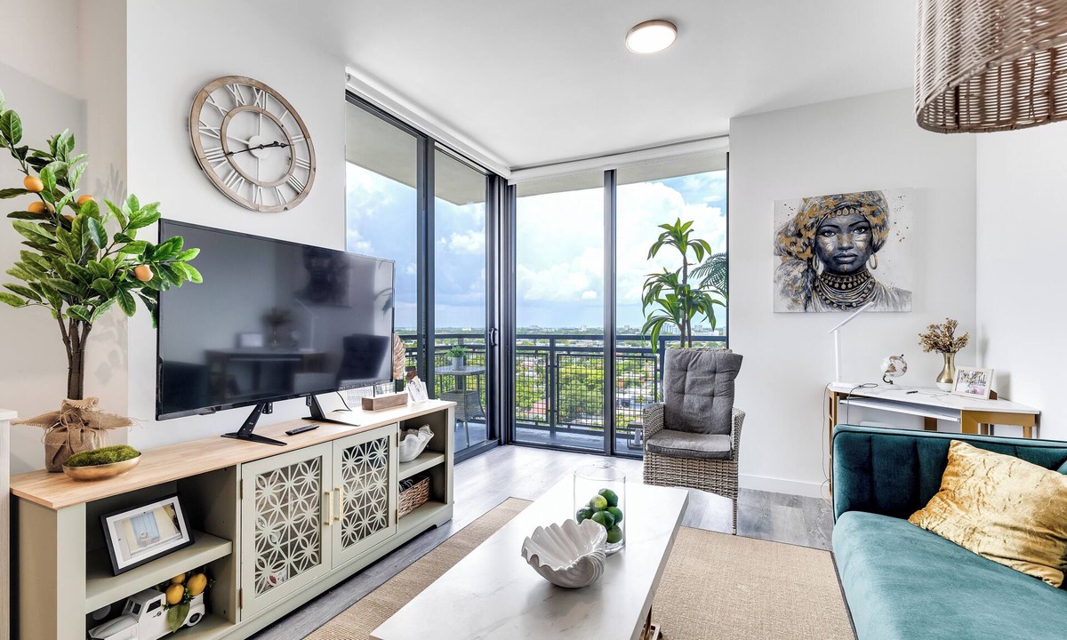 Allapattah Apartment | 3Bedroom 2 Bath Condo