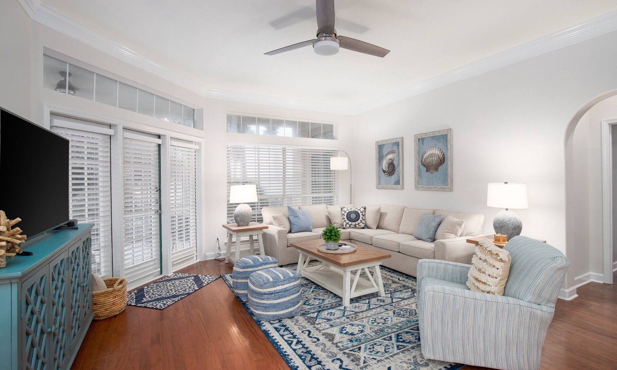 Sandestin Condo | 3BR Beach Villa Near Pool! New 6-Seater GOLF CART, Screened Porch, Beach Tram