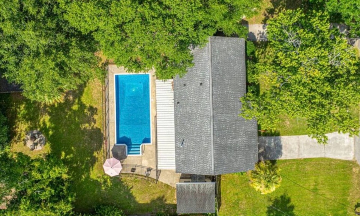 North Charleston House | 3BR Pool Home | Free Parking | Near Airport + DT