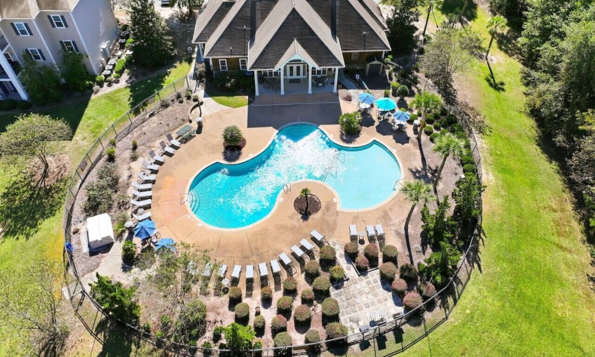 State Park Apartment | 3BR Retreat Pool + Near USC + Prisma + Lex Hosp + Army Grads Ft Jackson