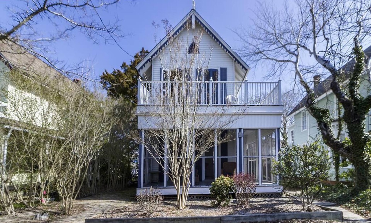 Cape May Point House | 3BR Sleeps 8 - Pet Friendly Classic Victorian Across from Dunes and Beach