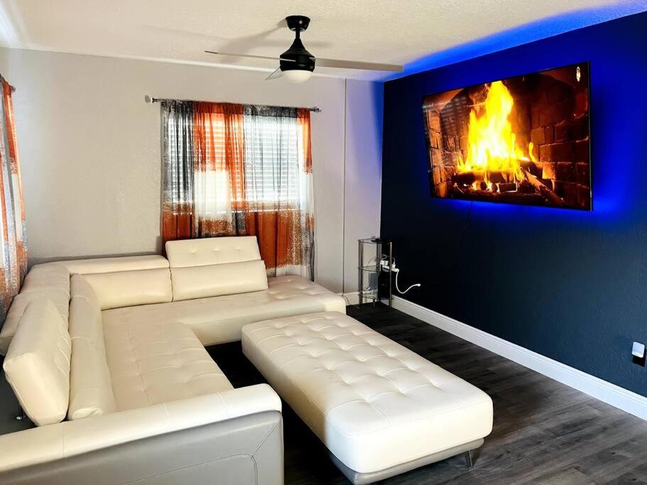 Eatonville House | 3brdrm home near Downtown Orlando and Winterpark