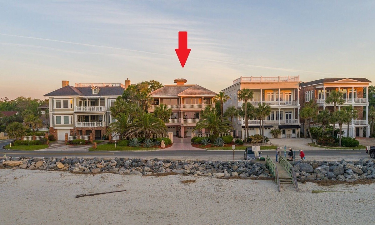 Saint Simons Island Condo | 4 bedroom, 4 bath with theater room, pool, best ocean views on the island.
