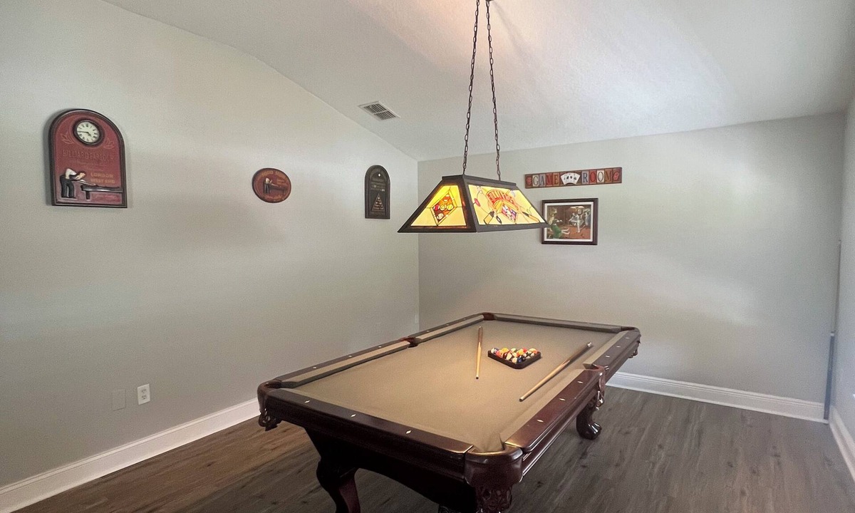 Gulf Coast Acres House | 4-bedroom house in brilliant Hudson with WiFi, AC. Live your best vacation