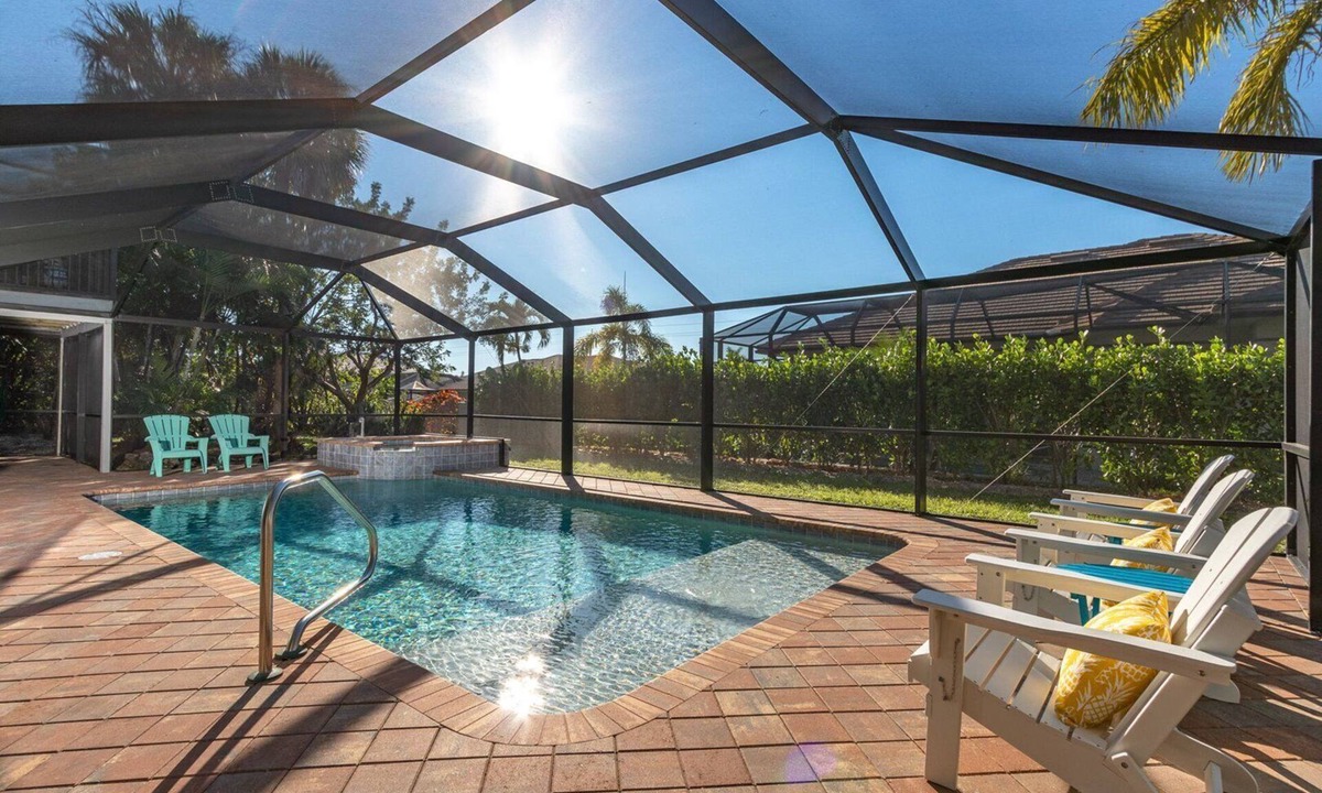 Marco Island House | 4 BR/3 BA Including Separate Guest Suite, Heated Pool & Spa!