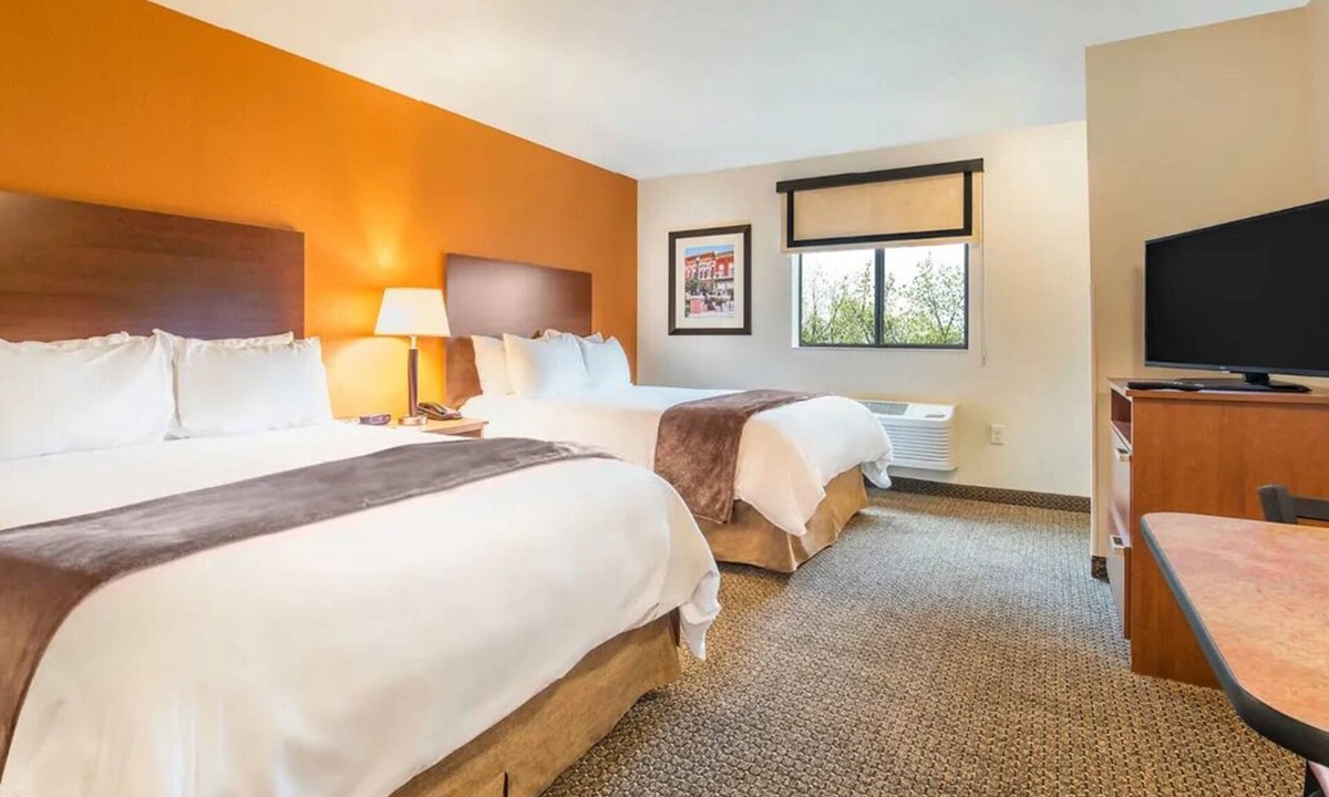 Lithia Springs Hotel | 4 Cozy Rooms w/Grilling Pavilion Access Near Six Flags Fun