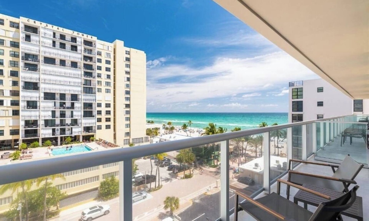 Hollywood Apartment | 4 Px partial sea view, - Rent.Apart.Hollywood
